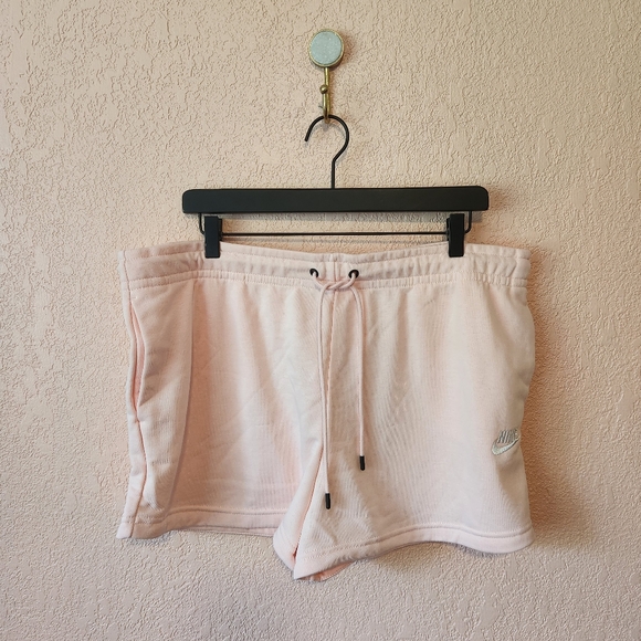 Nike Pants - Nike Light Pink Fleece Lined Drawstring Elastic Waist Casual Shorts